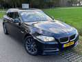 BMW 520D TOURING HIGH EXECUTIVE / PANO / LEDER / TREKH Zwart - thumbnail 4