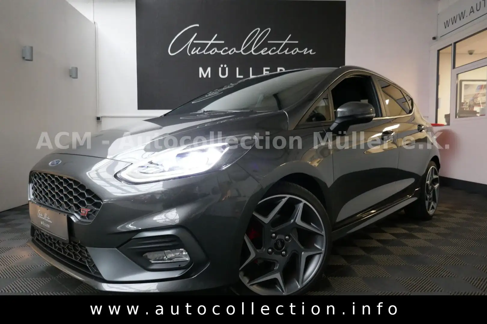 Ford Fiesta ST Performance*1.Hand*LED*Recaro*Navi*DAB Grau - 1