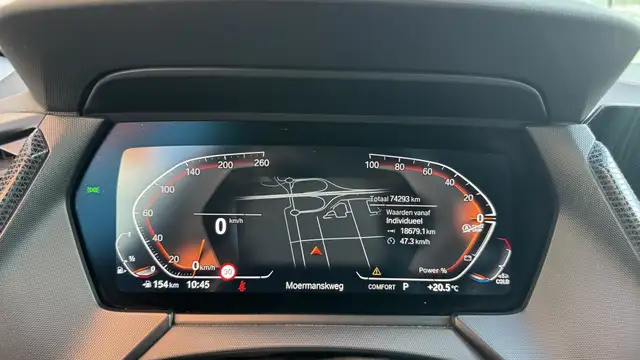 BMW 1 Series view 19