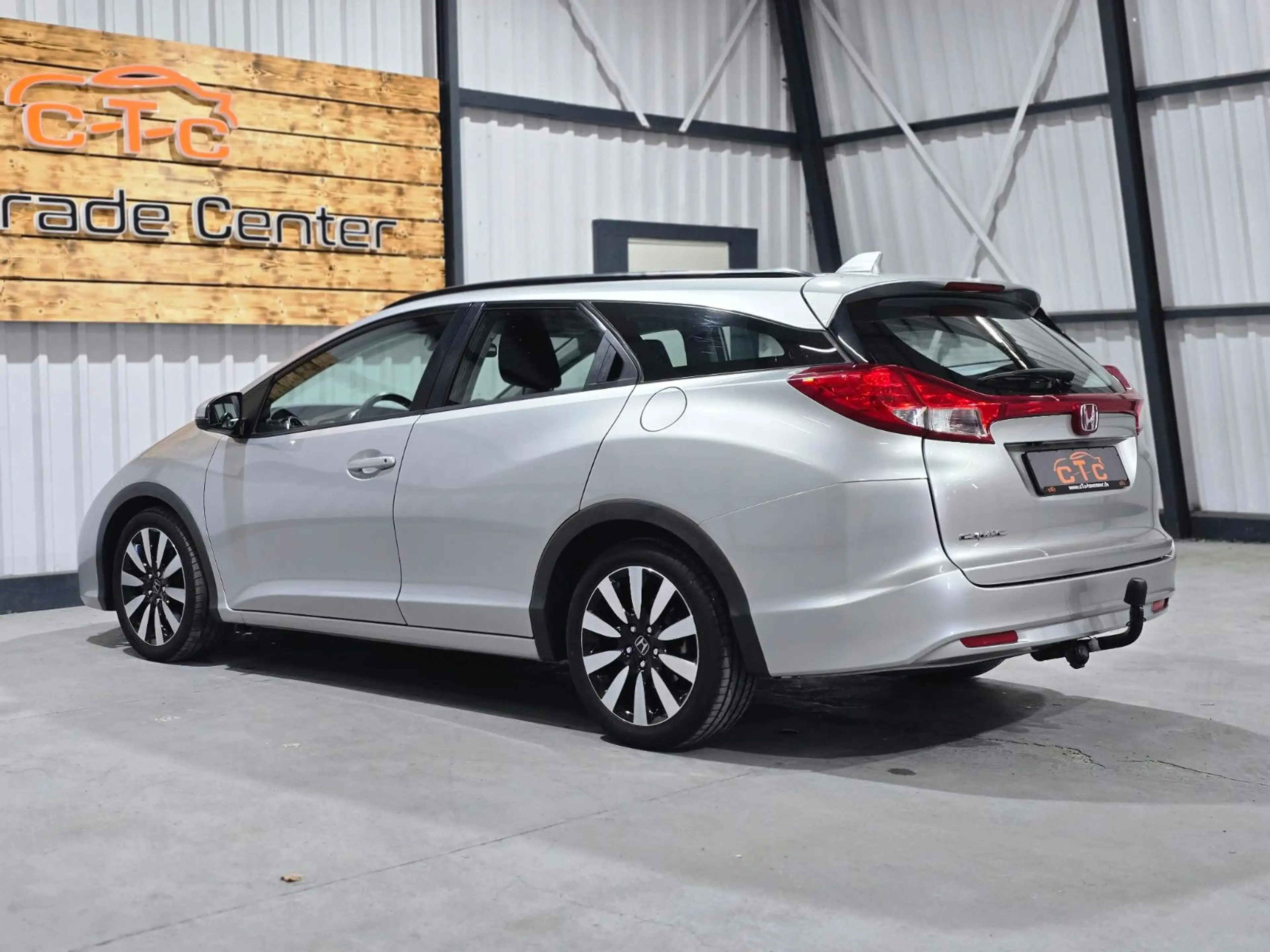 Honda Civic i-VTEC 1,8 Tourer/1Hd/8fach/EU6/AHK/TÜVNEU — photo 6