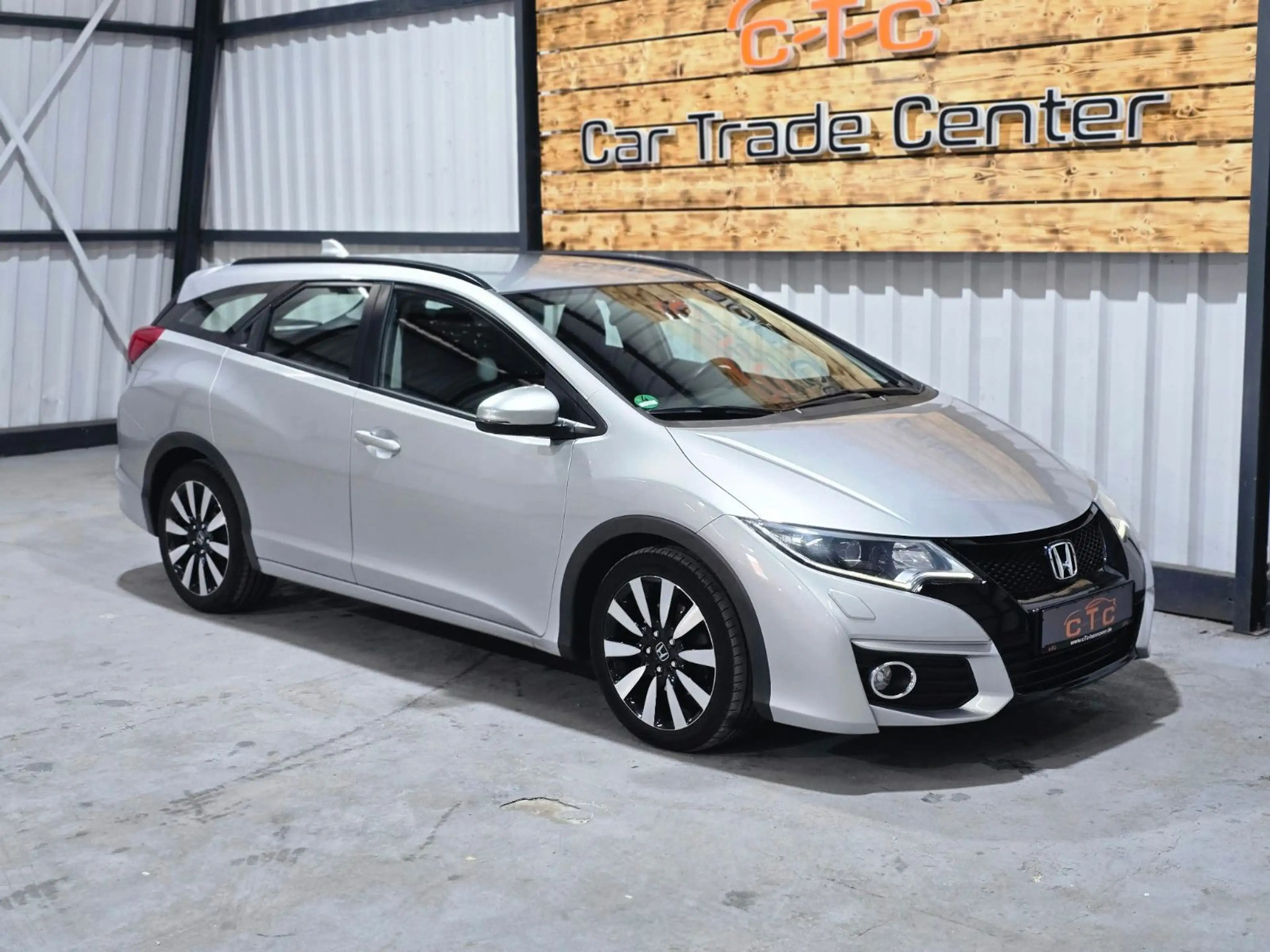 Honda Civic i-VTEC 1,8 Tourer/1Hd/8fach/EU6/AHK/TÜVNEU — photo 11