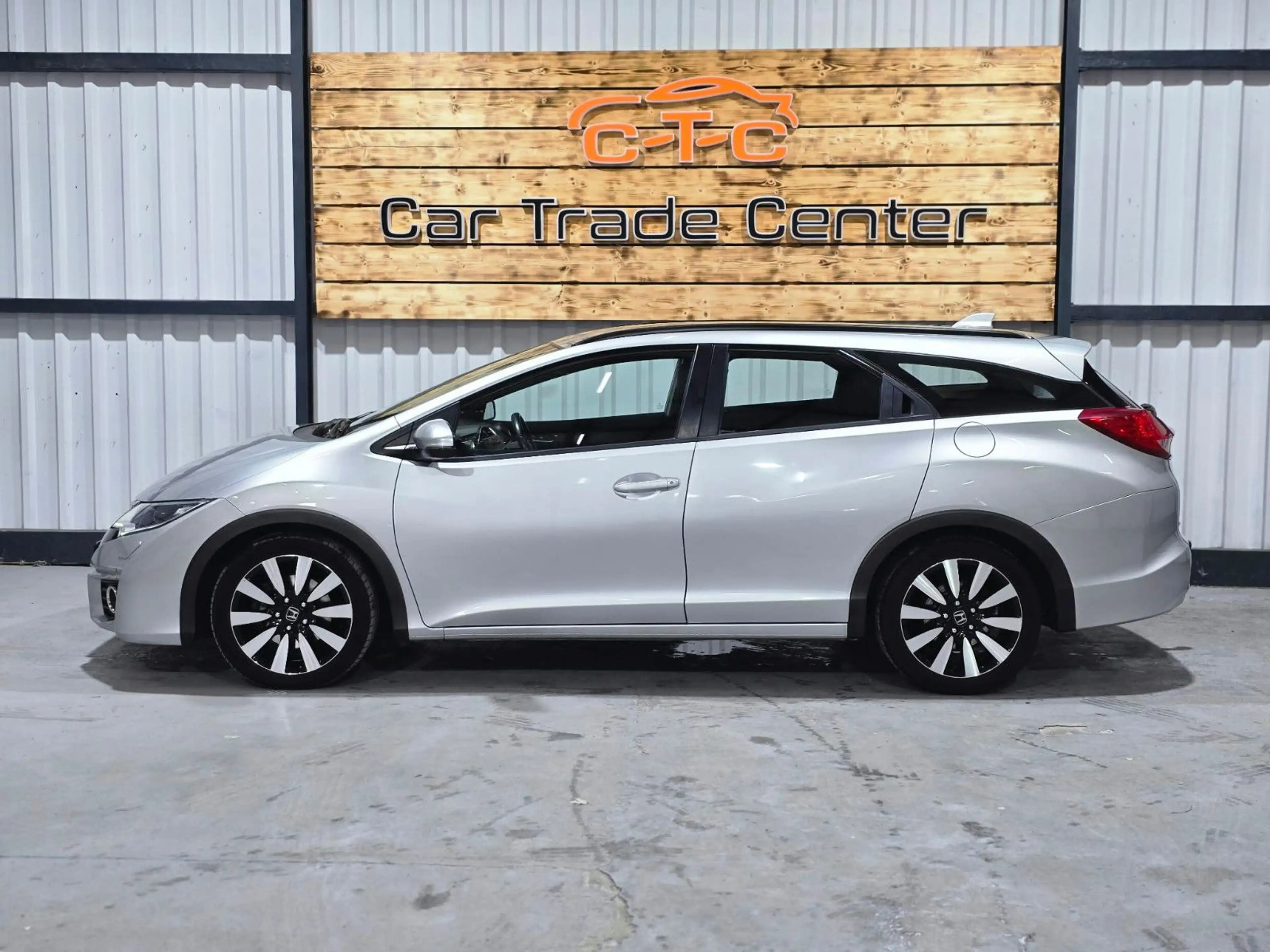 Honda Civic i-VTEC 1,8 Tourer/1Hd/8fach/EU6/AHK/TÜVNEU — photo 3