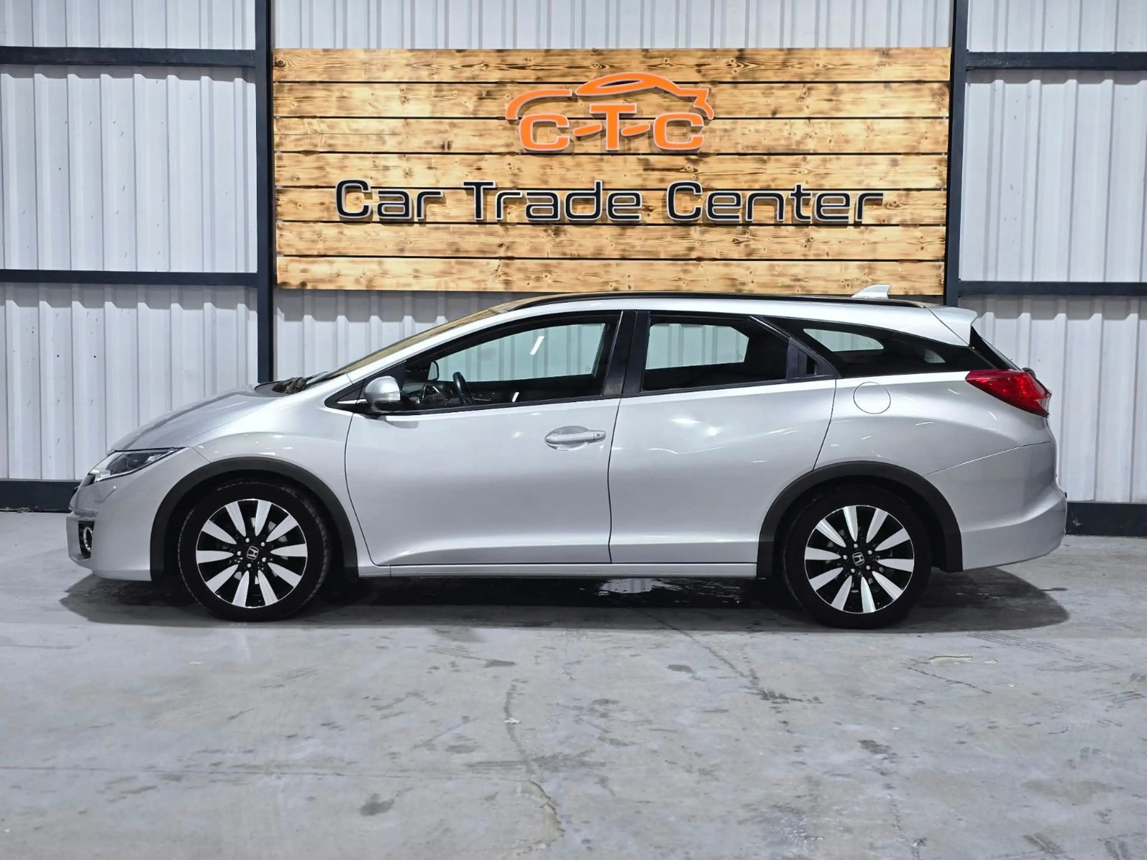 Honda Civic i-VTEC 1,8 Tourer/1Hd/8fach/EU6/AHK/TÜVNEU — photo 5