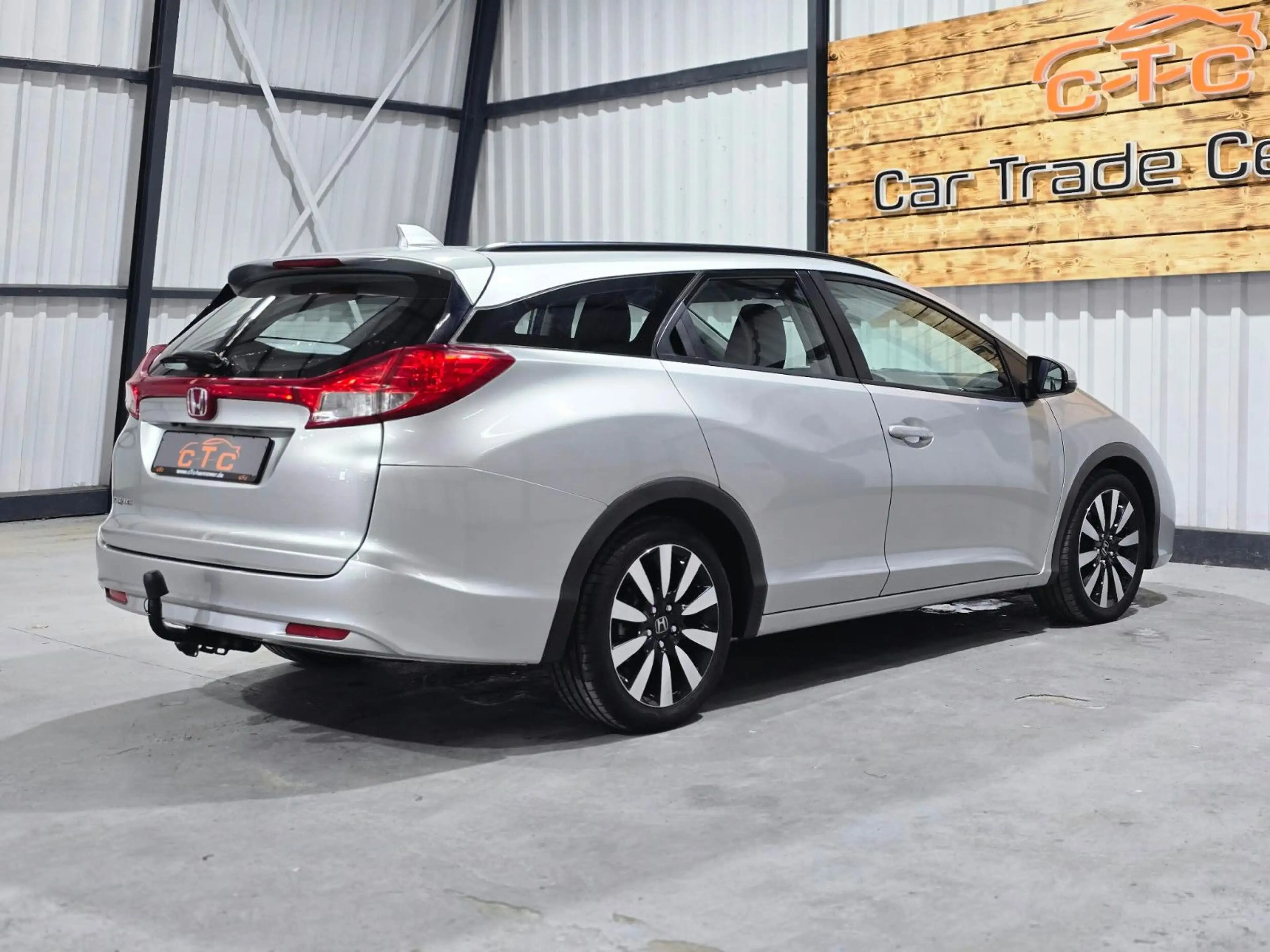 Honda Civic i-VTEC 1,8 Tourer/1Hd/8fach/EU6/AHK/TÜVNEU — photo 9