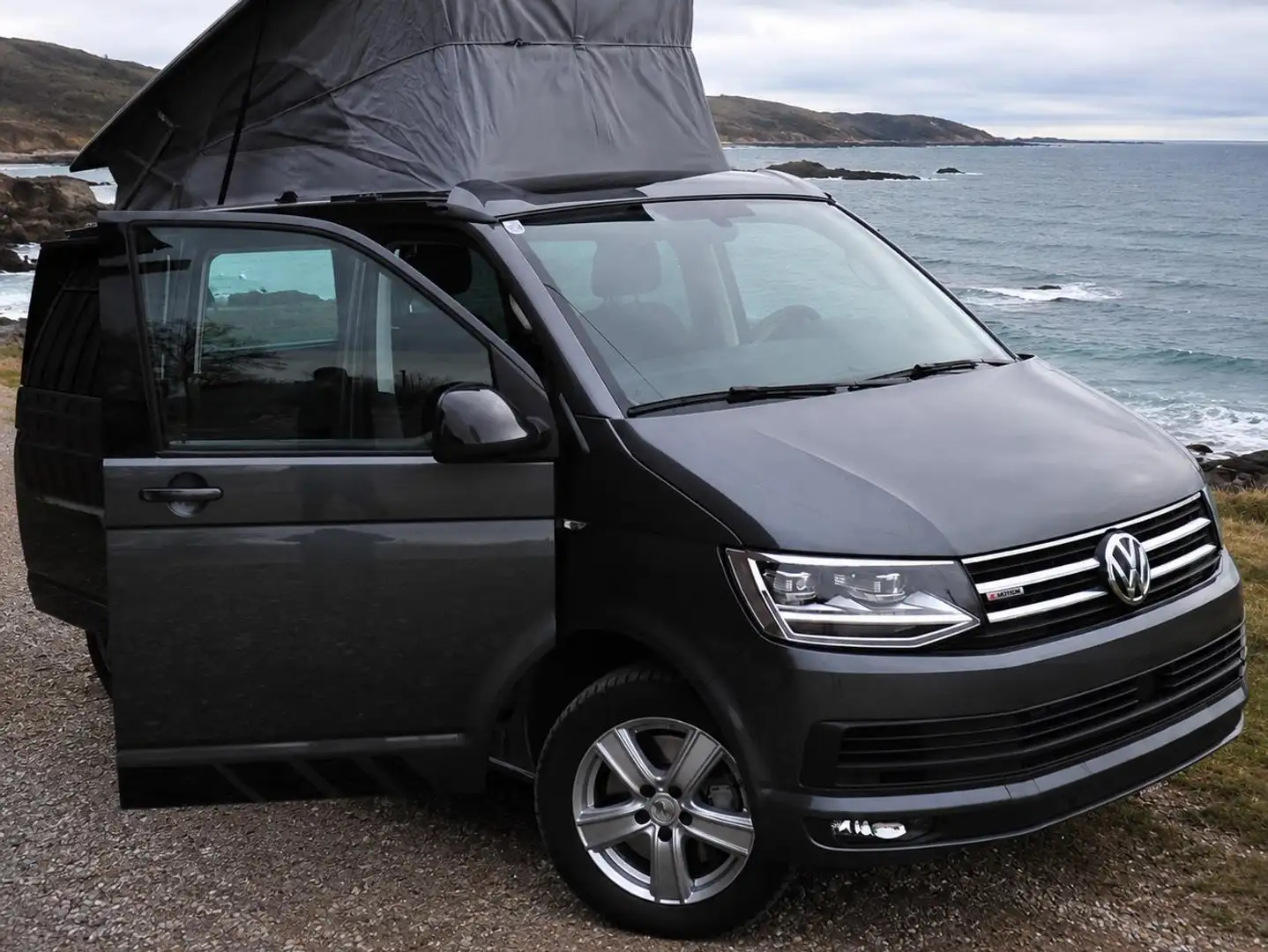 Volkswagen T6 California California Beach Edition 2,0 TDI 4Motion BMT DSG Beach Edition Grau - 2