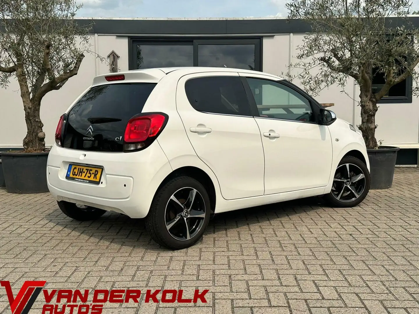 Citroen C1 1.2 PureTech Shine Climate Wit - 2