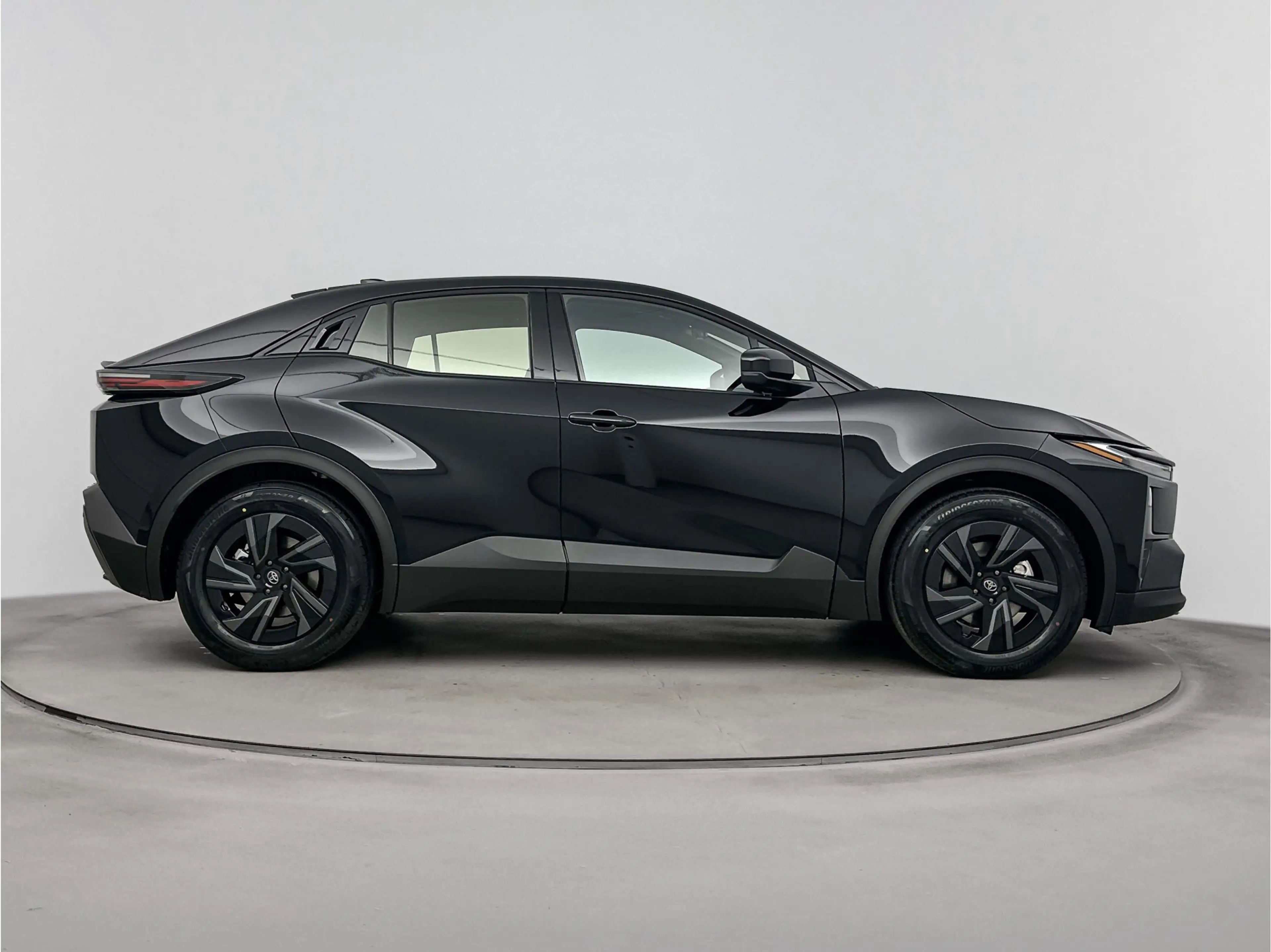 Toyota C-HR+ Dynamic Limited Edition 57.7 kWh | Apple Carplay & — photo 8