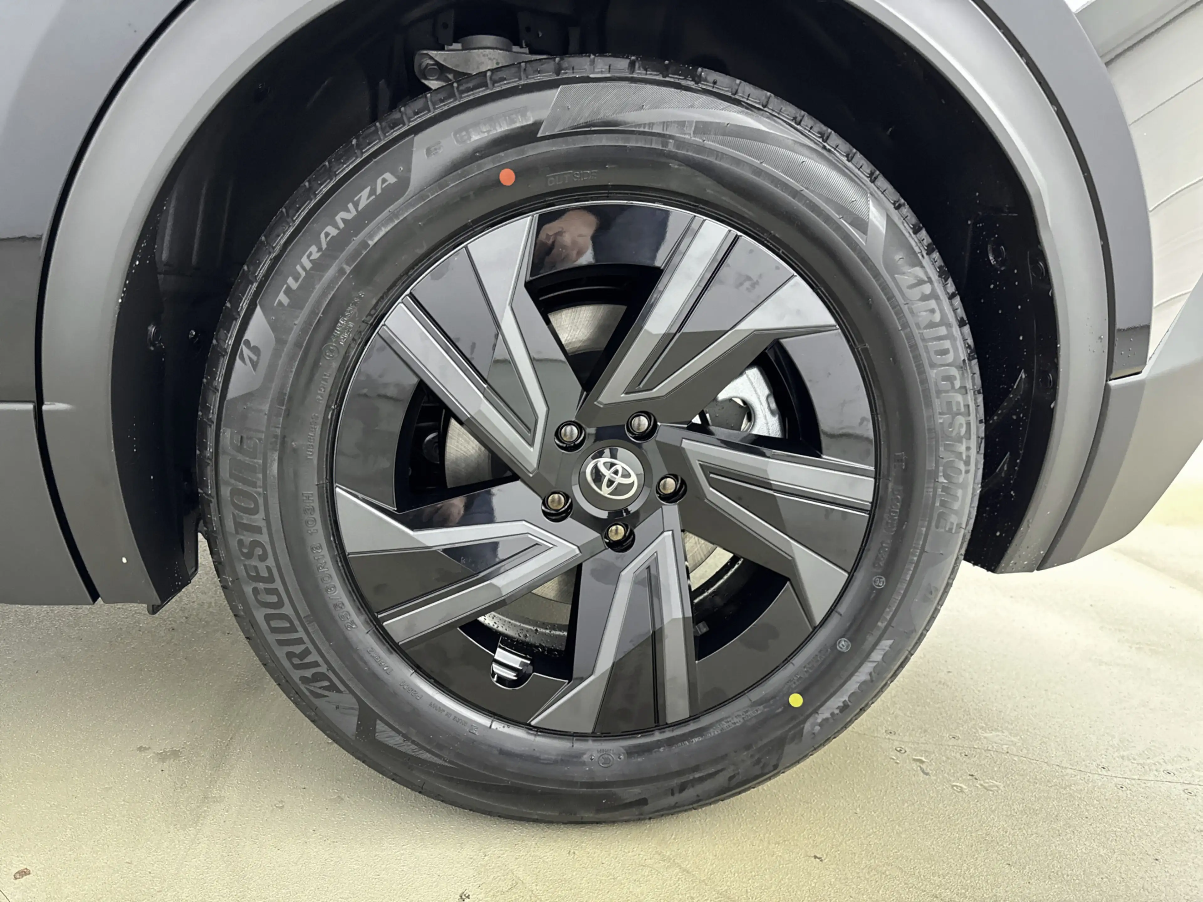 Toyota C-HR+ Dynamic Limited Edition 57.7 kWh | Apple Carplay & — photo 13