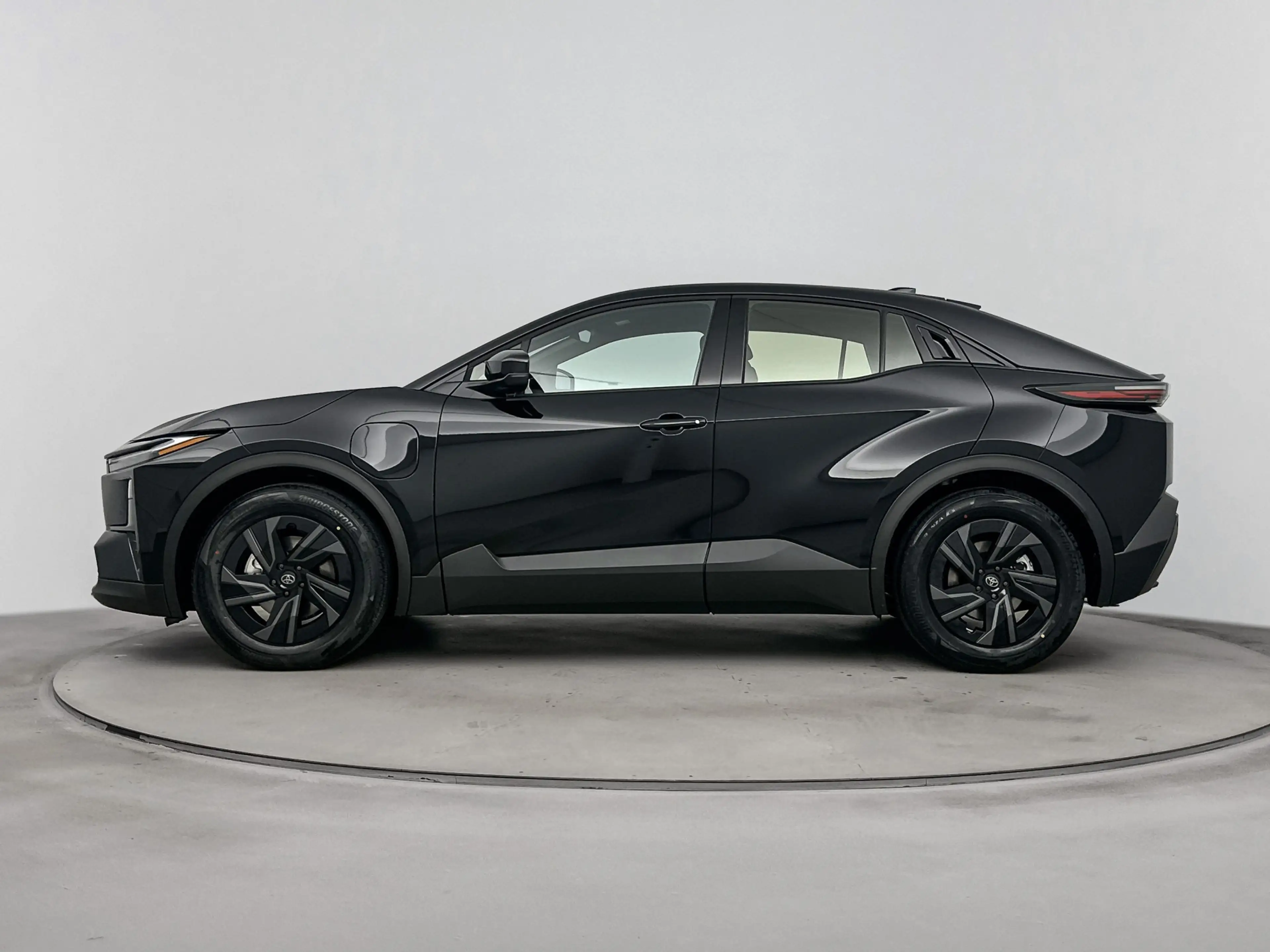 Toyota C-HR+ Dynamic Limited Edition 57.7 kWh | Apple Carplay & — photo 2