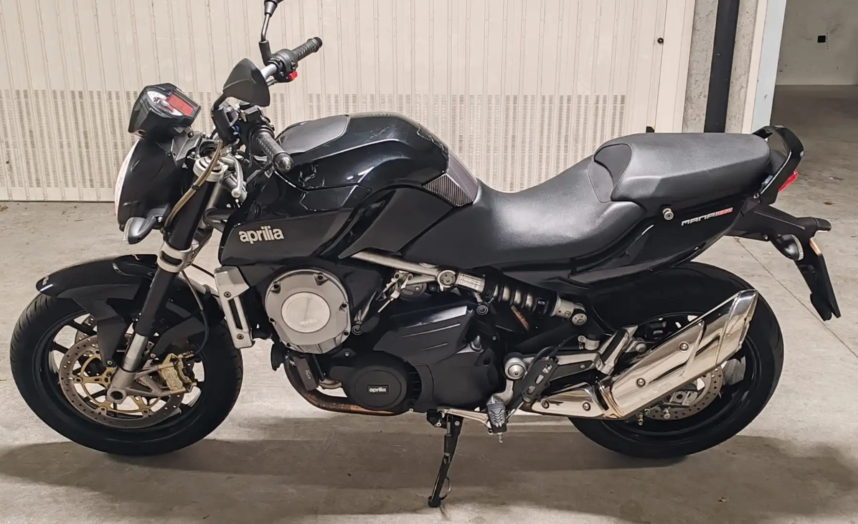 Aprilia Mana 850 2010 Zwart - 2