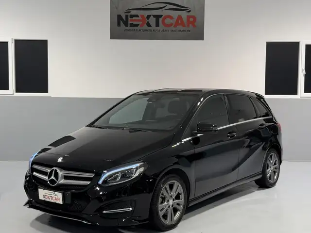 Mercedes-Benz B 200 d Premium 4matic Automatico! Full LED!
