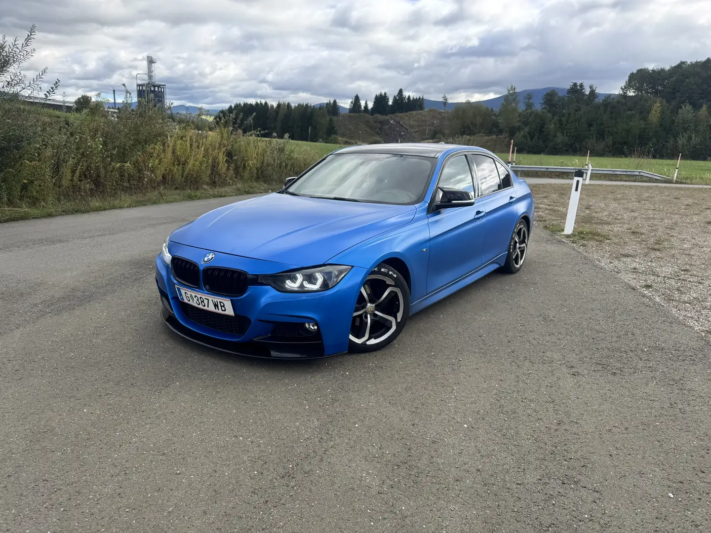 BMW 316 316d M-Sport Černá - 1