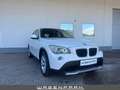 BMW X1 xDrive20i Weiß - thumbnail 1