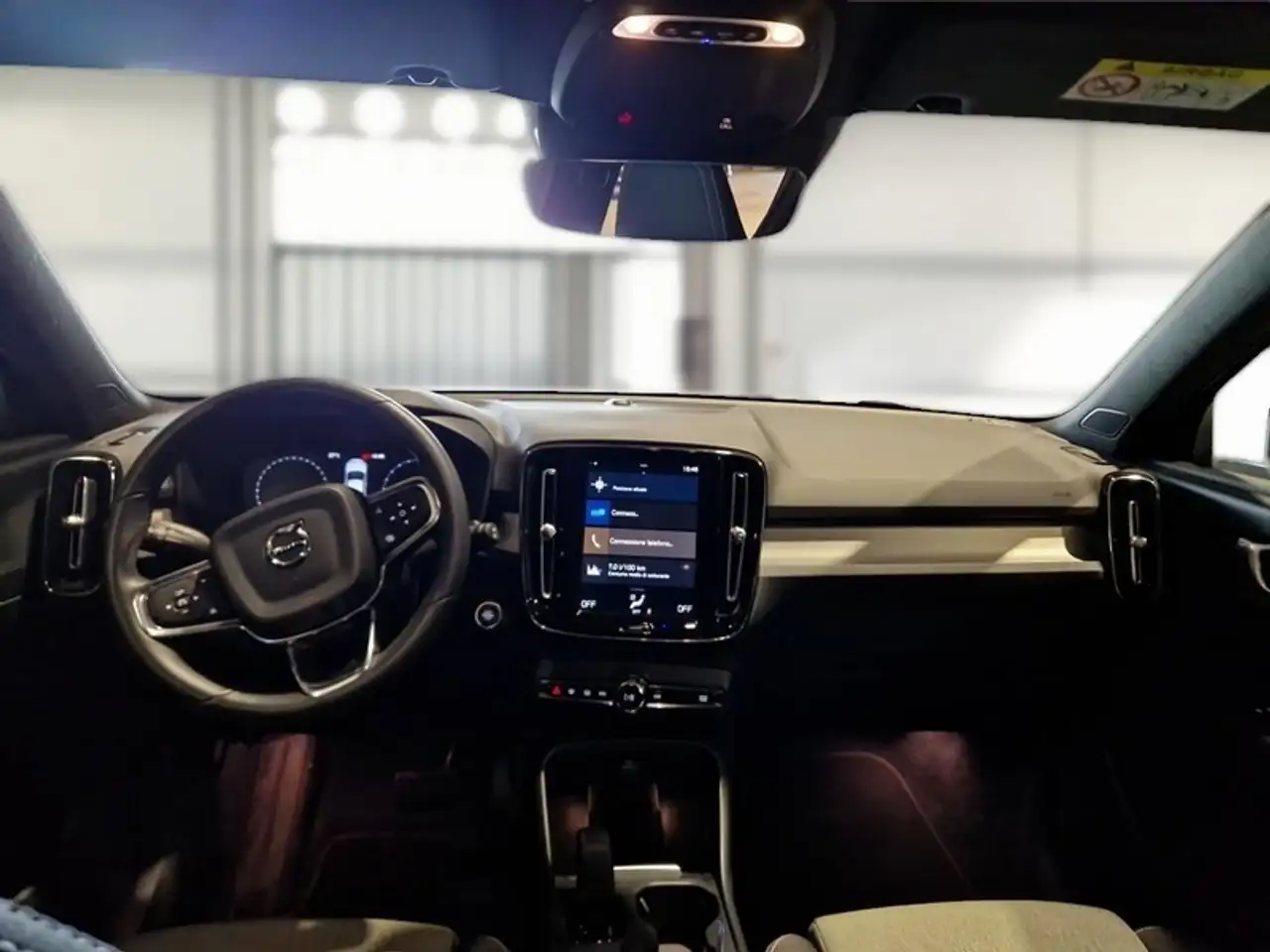 Volvo XC40 T2 AUTOMATICO CORE SUV, миниатюра 7