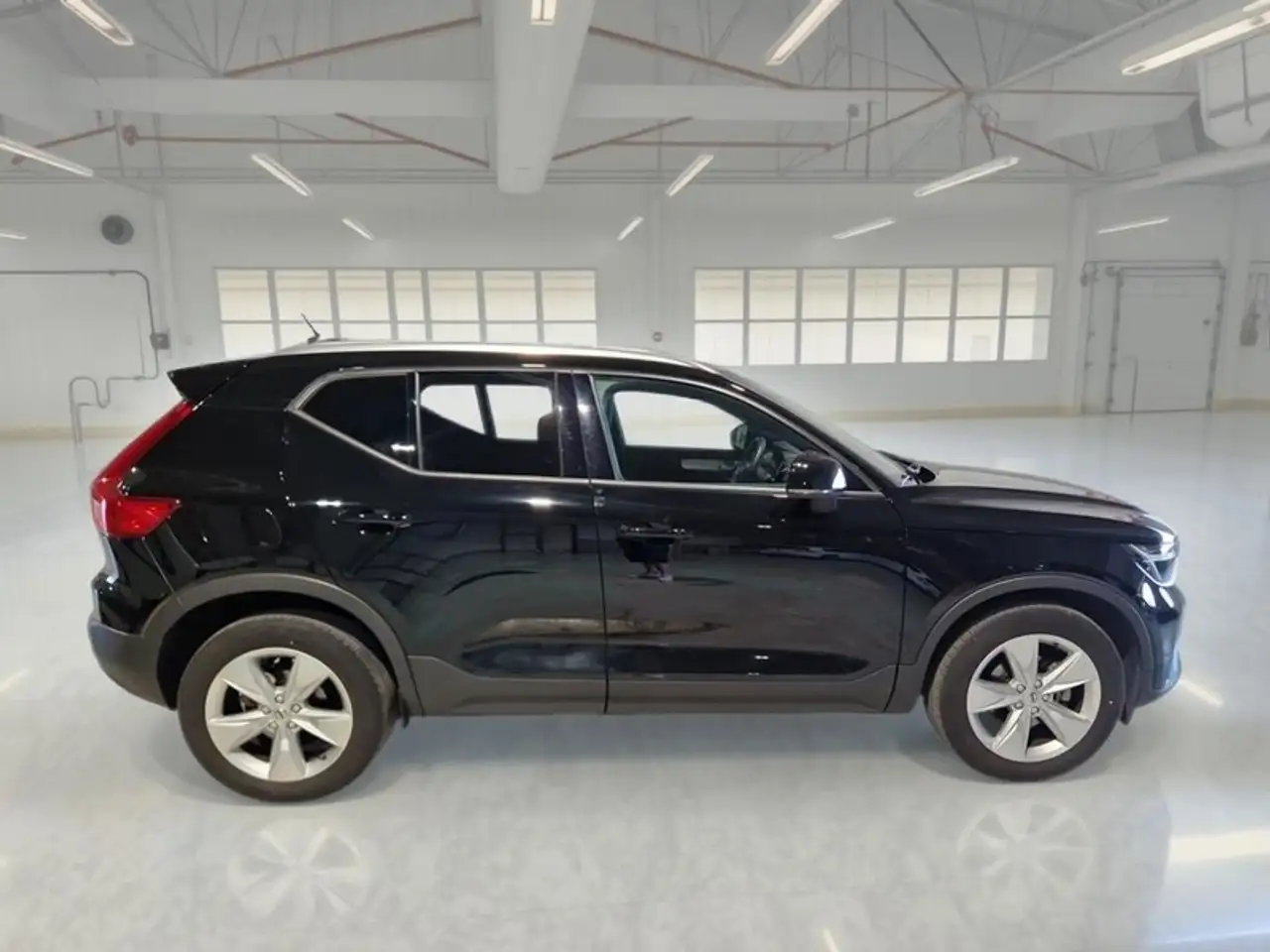 Volvo XC40 T2 AUTOMATICO CORE SUV, миниатюра 3