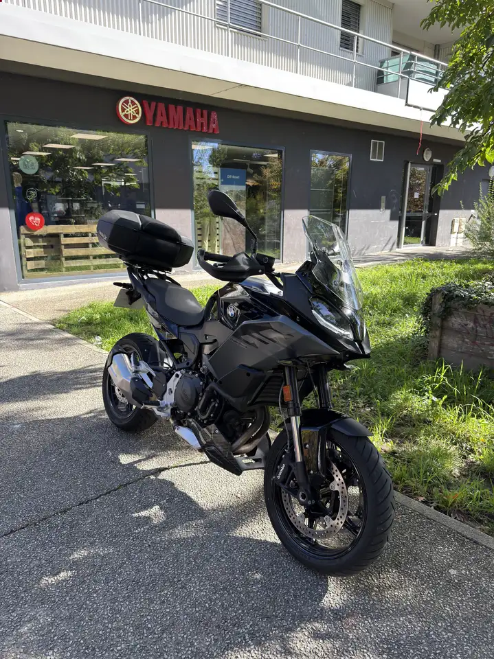 BMW F 900 XR