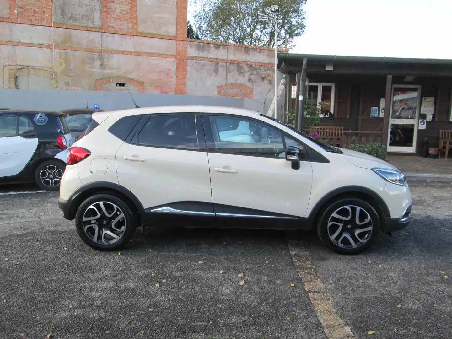 Renault Captur 0.9 tce Intens 90cv E6 Gpl - 2