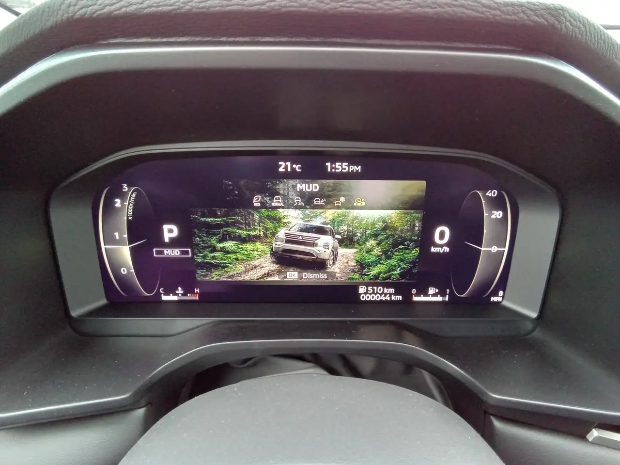 Mitsubishi Outlander photo Mitsubishi Outlander