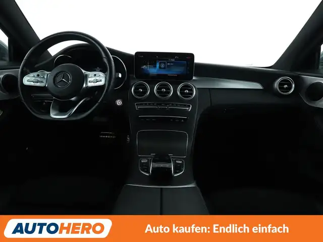 Mercedes-Benz C-Class view 12