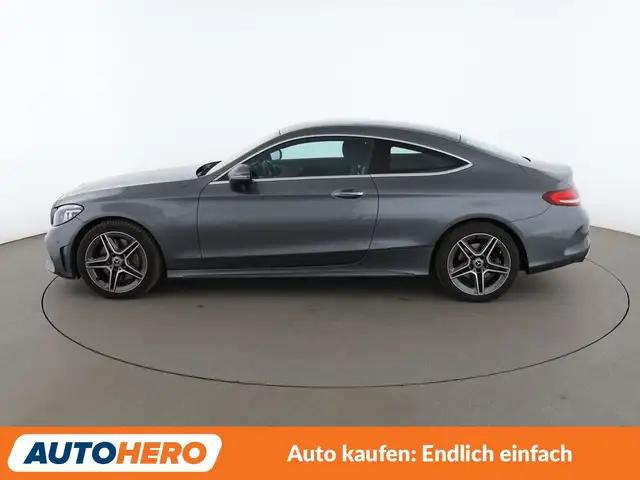 Mercedes-Benz C-Class view 3