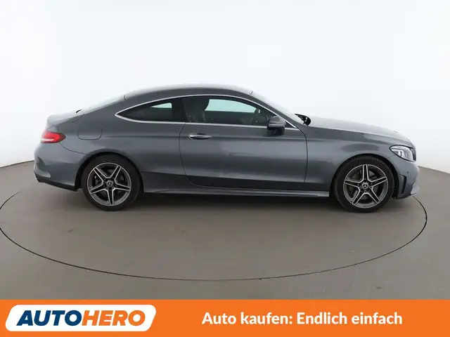 Mercedes-Benz C-Class view 7