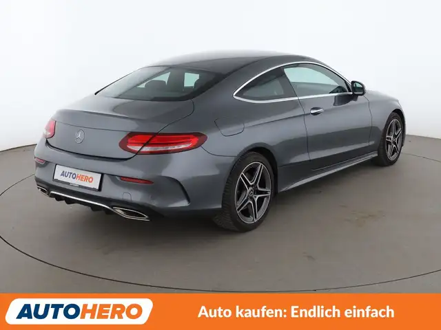 Mercedes-Benz C-Class view 6