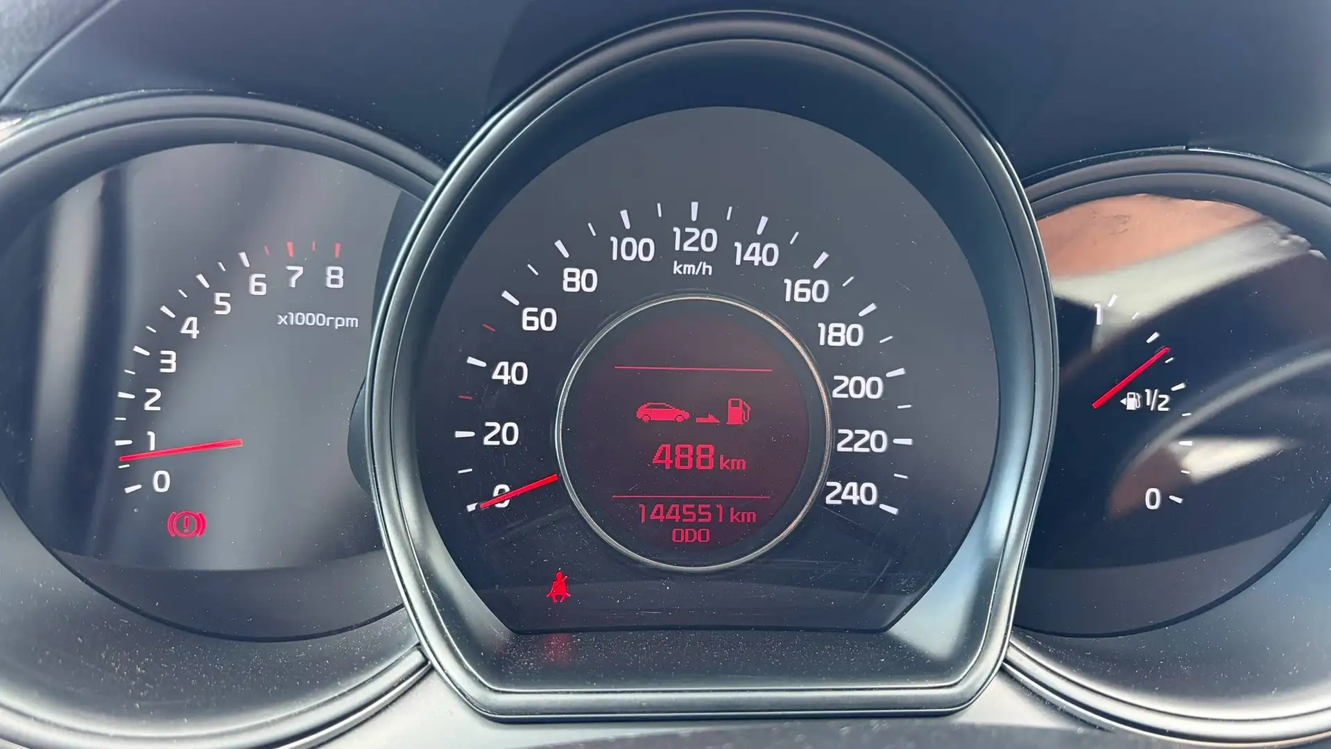 Kia Ceed SW / cee'd SW cee'd SW 1,4 MPI Silber Silber Grau - 2