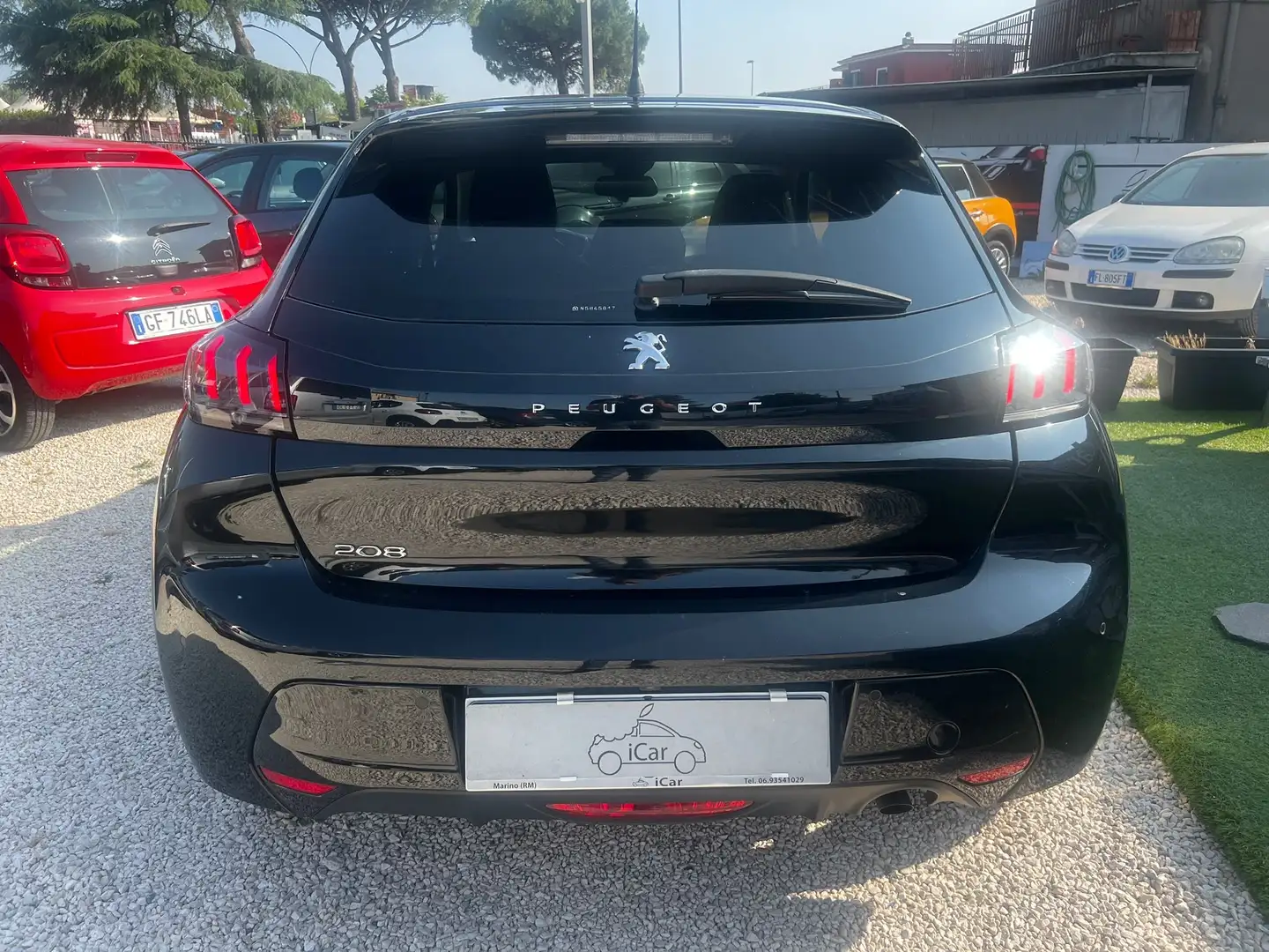 Peugeot 208 1.2 puretech Allure Pack s&s 75cv Noir - 2