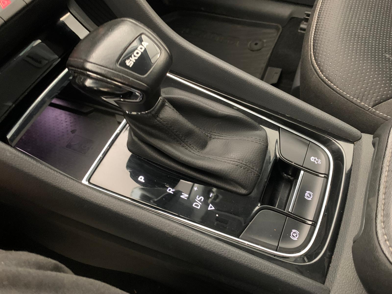 Skoda Kodiaq Tour DSG ACC/MATRIX/VIRTUAL/4xSHZ — photo 13