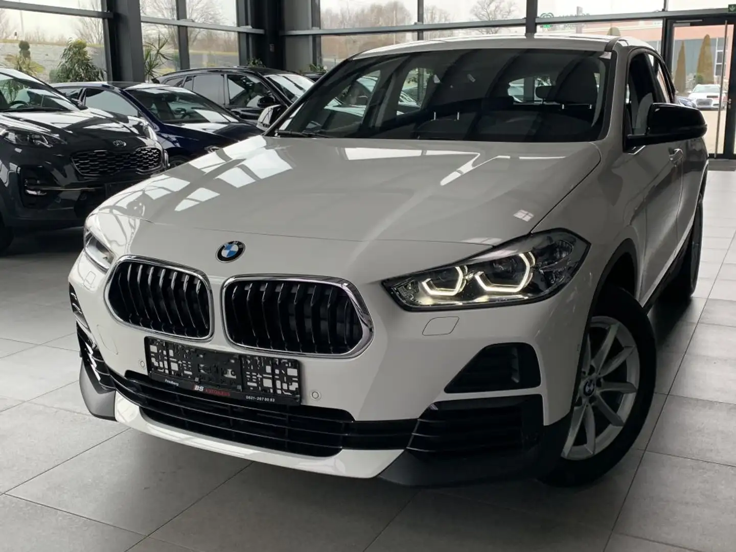 BMW X2 sDrive18i Aut.Rückfahrkamera PDC LED Keyless - 1