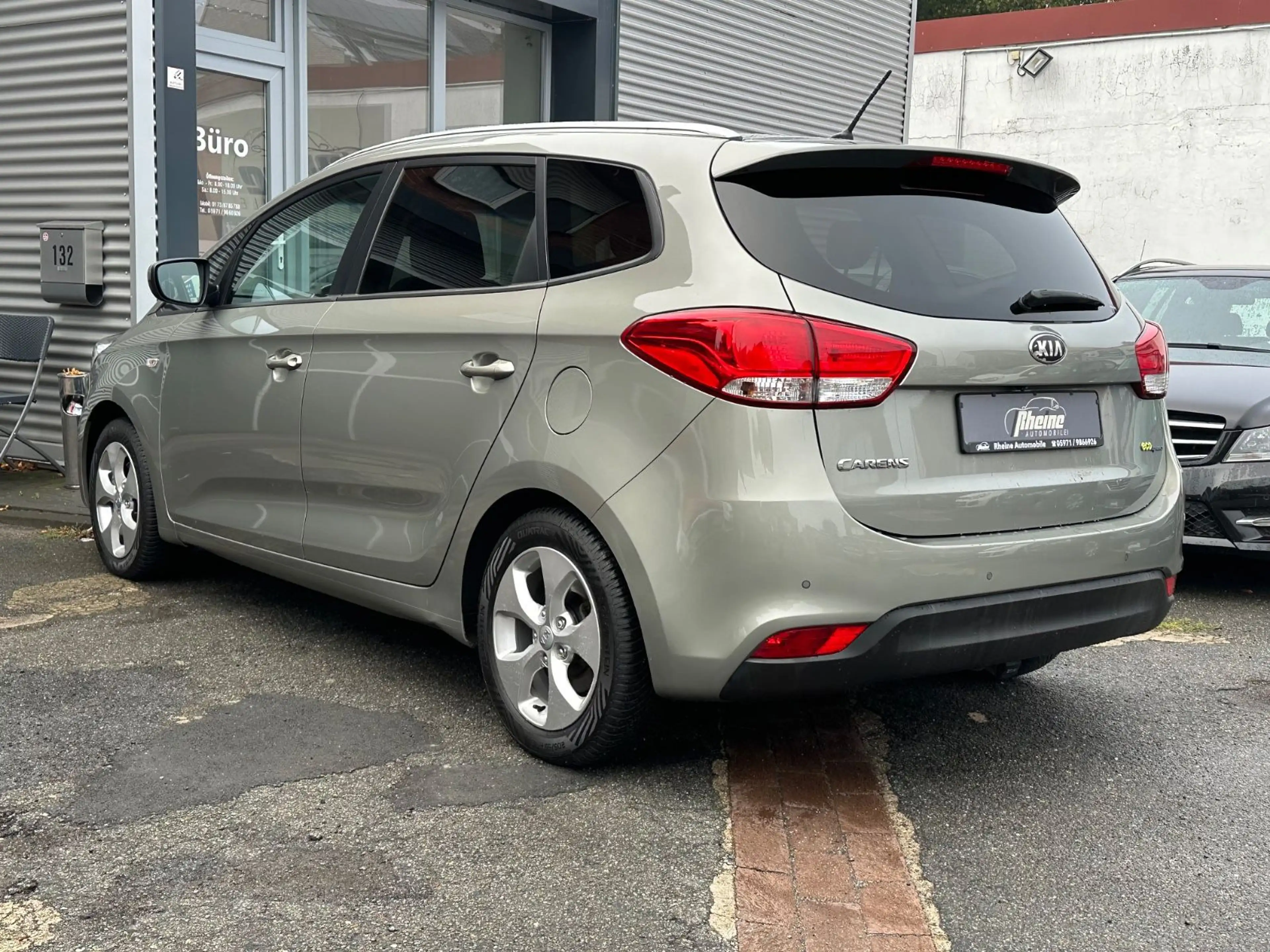 Kia Carens Vision — photo 13