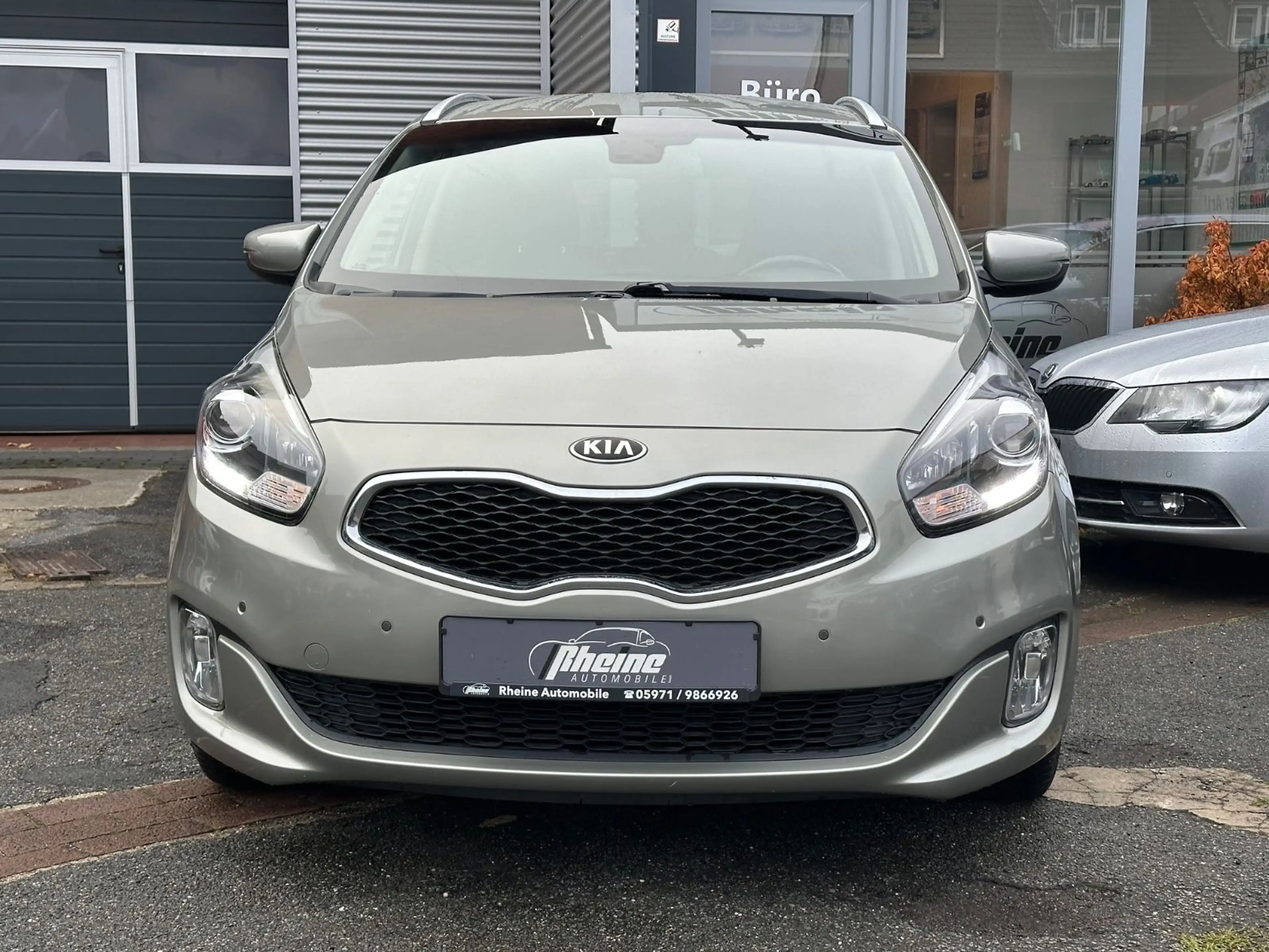 Kia Carens Vision — photo 6