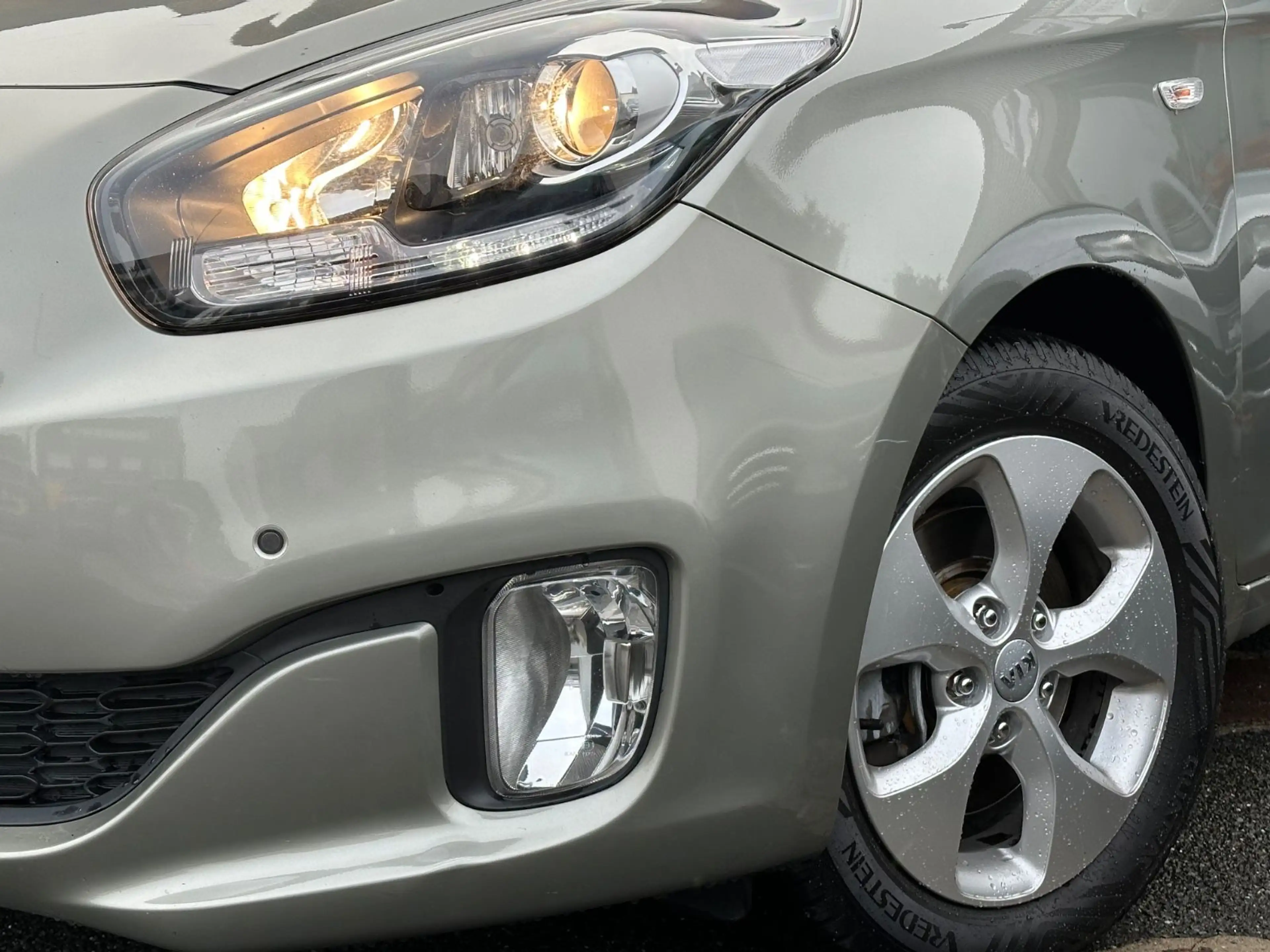 Kia Carens Vision — photo 5