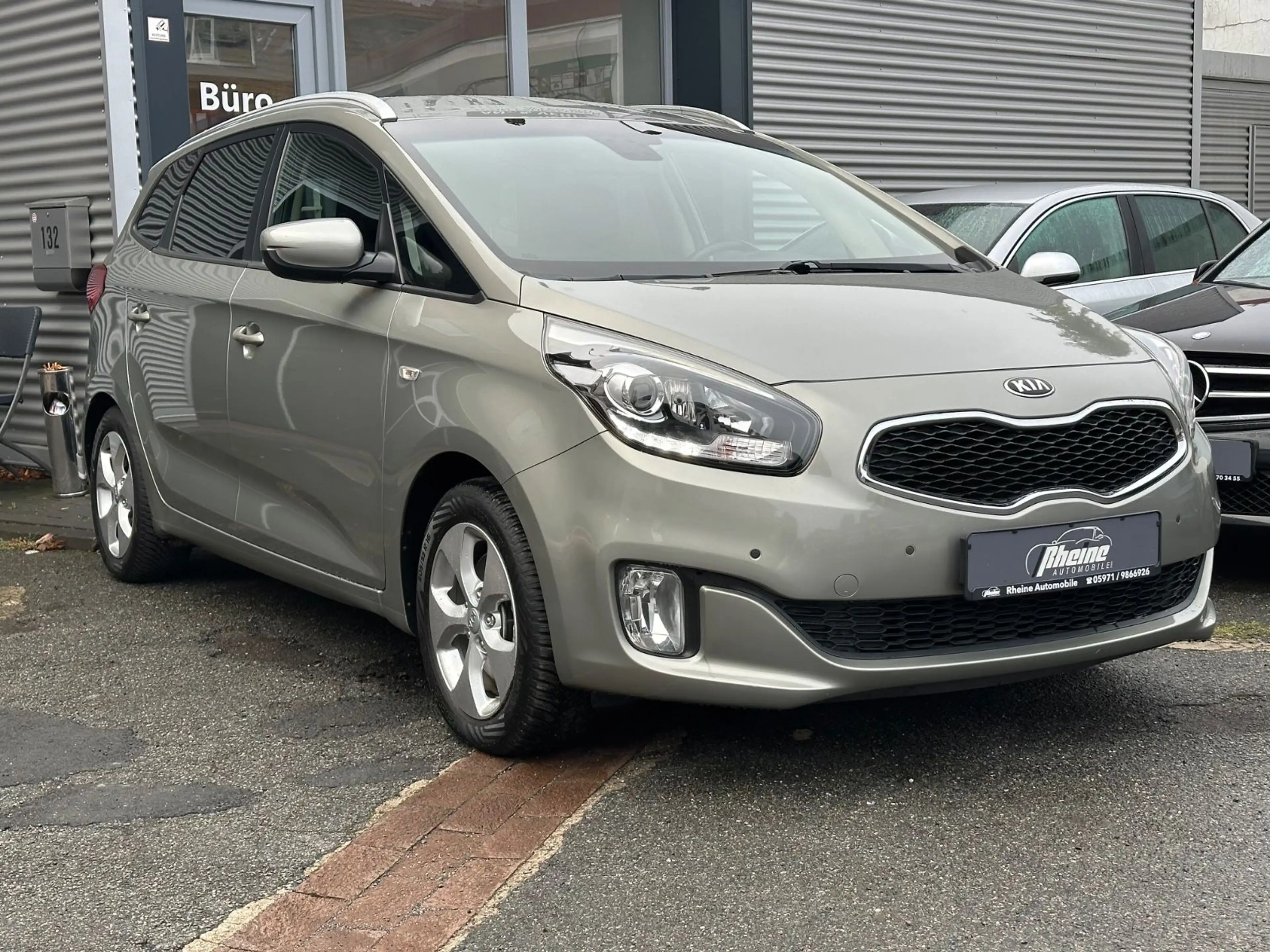 Kia Carens Vision — photo 7