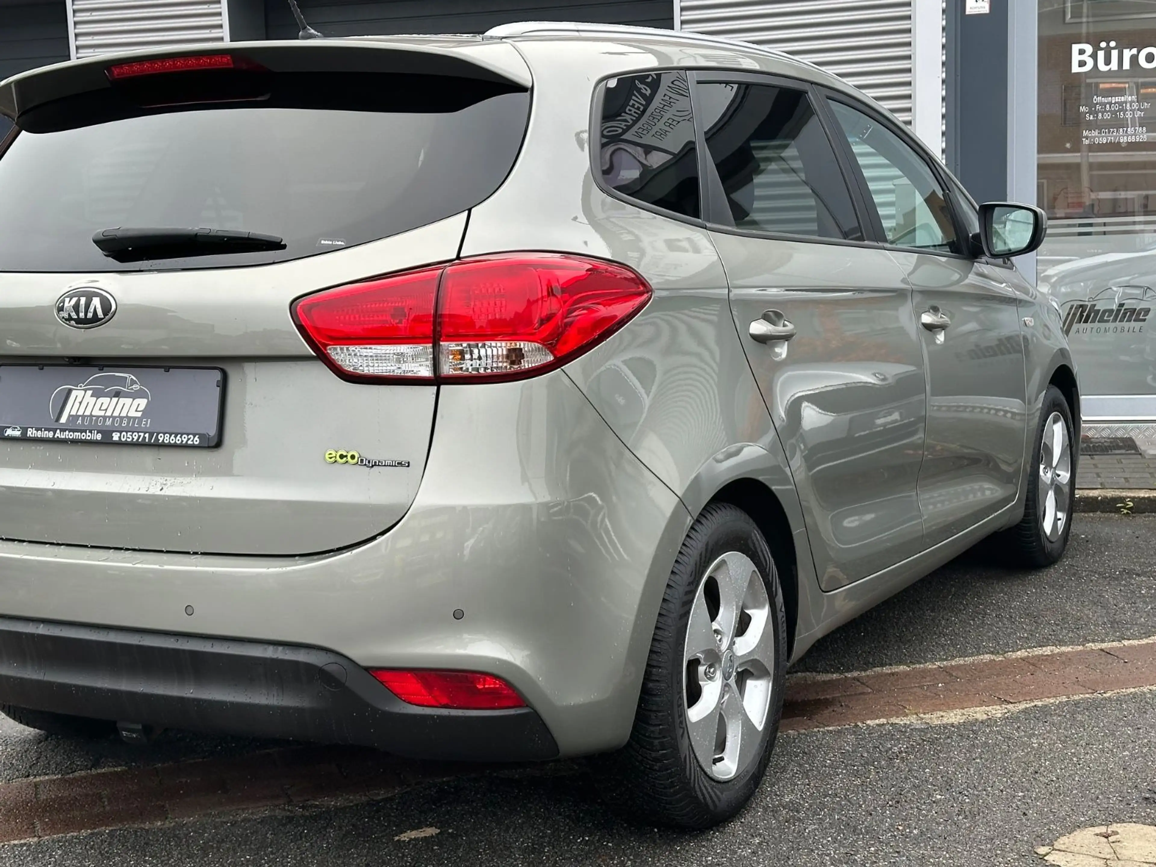 Kia Carens Vision — photo 11