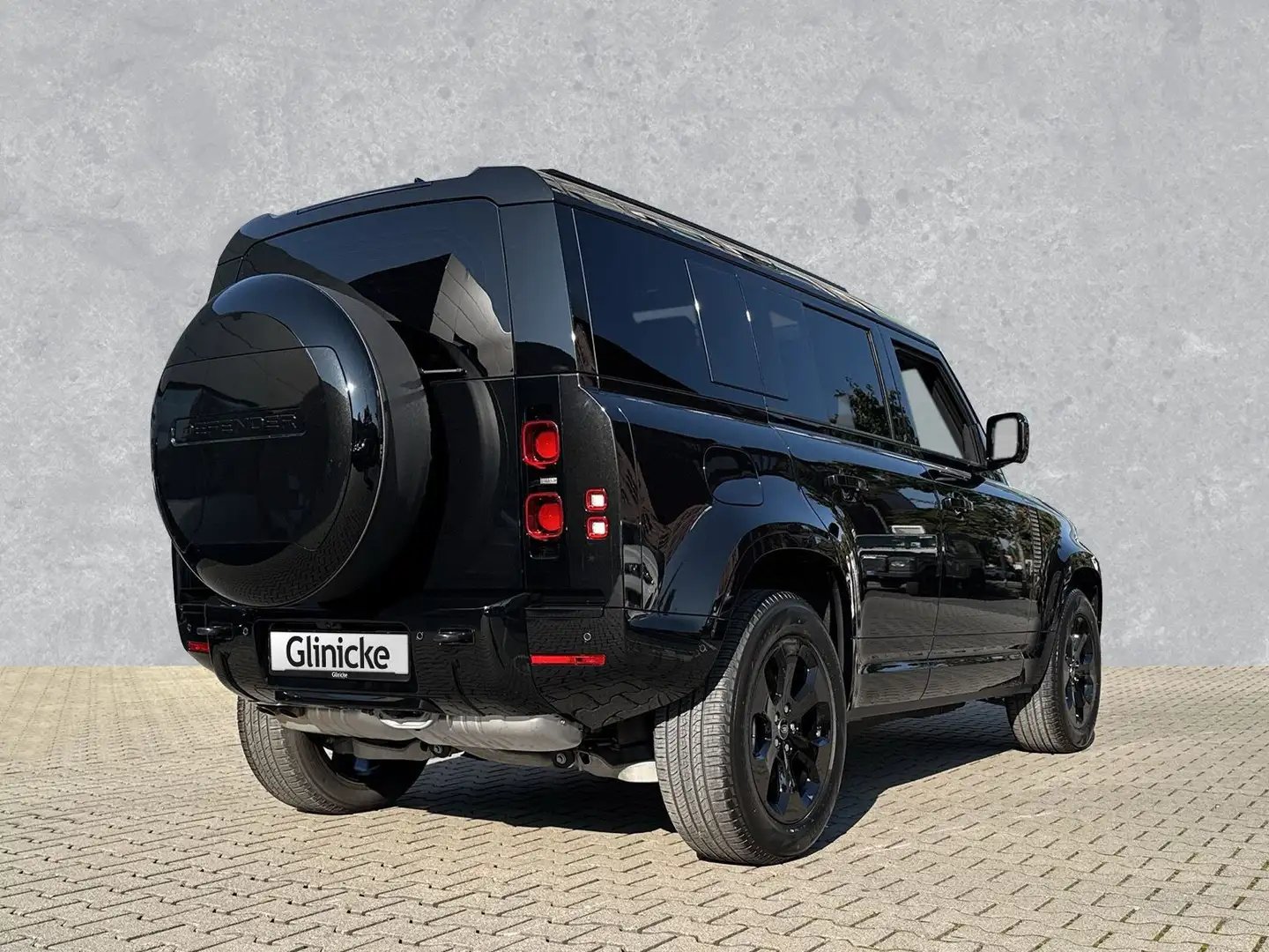 Land Rover Defender 110 D300 AWD X-DYNAMIC SE Winterpaket Schwarz - 2
