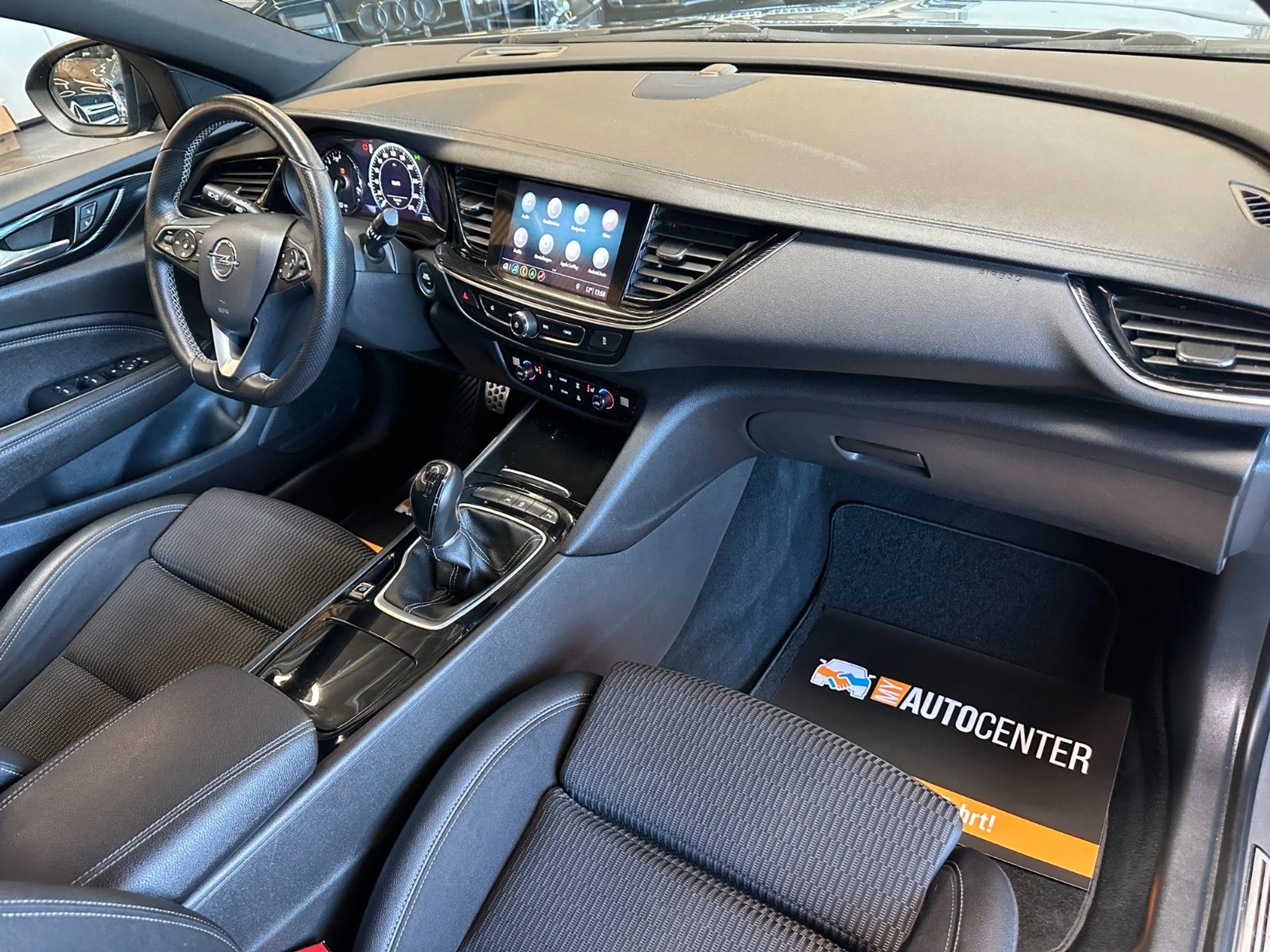 Opel Insignia *LKHZ*2-ZONEN*CARPLAY*TEMPO*PDC*LED — photo 36
