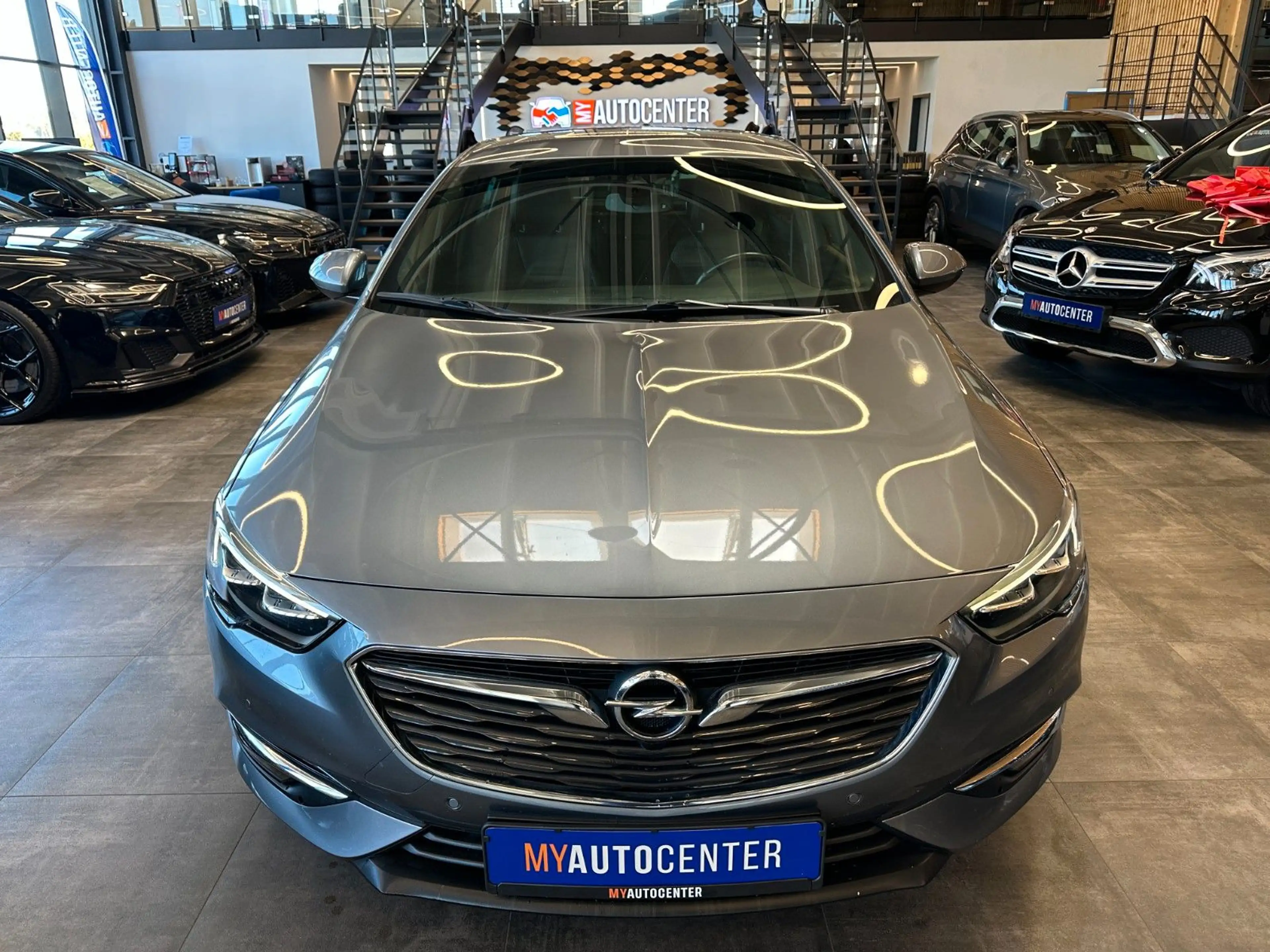 Opel Insignia *LKHZ*2-ZONEN*CARPLAY*TEMPO*PDC*LED — photo 22