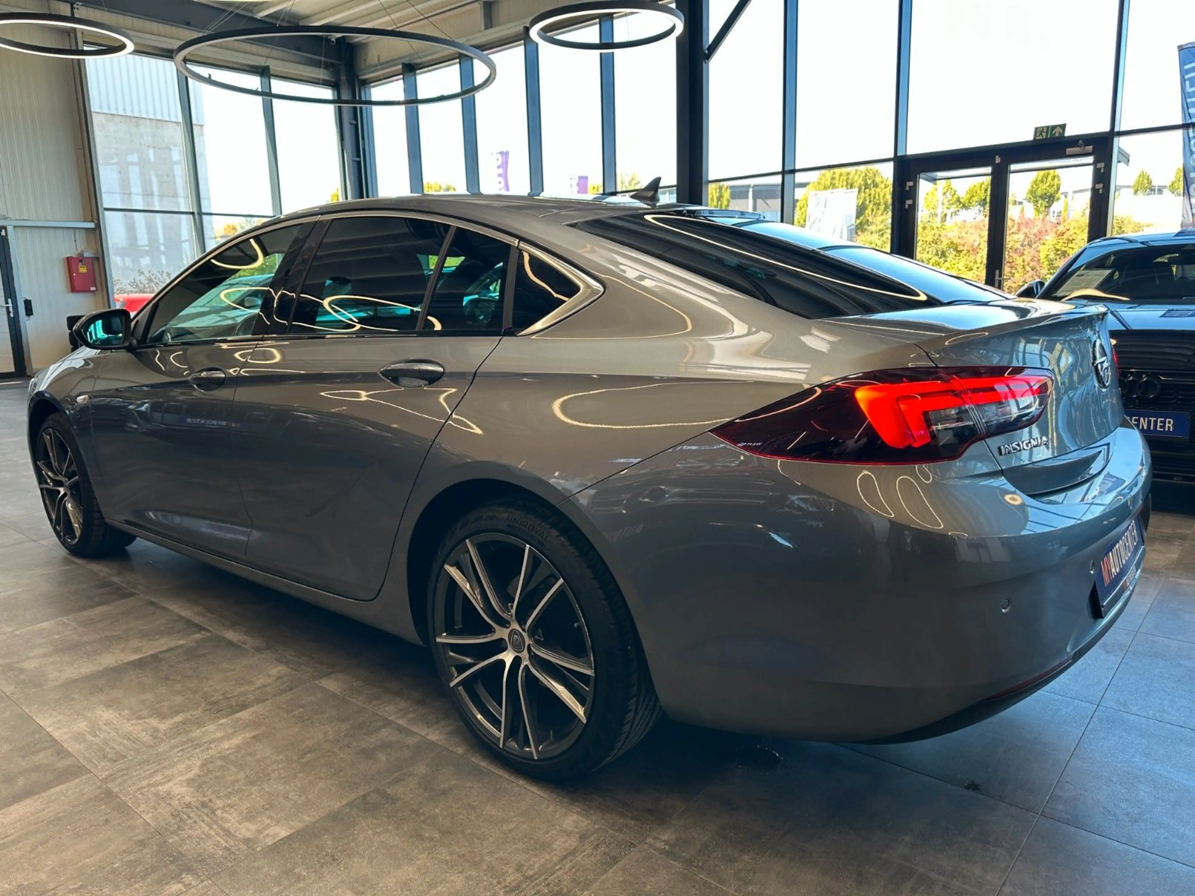 Opel Insignia *LKHZ*2-ZONEN*CARPLAY*TEMPO*PDC*LED — photo 25