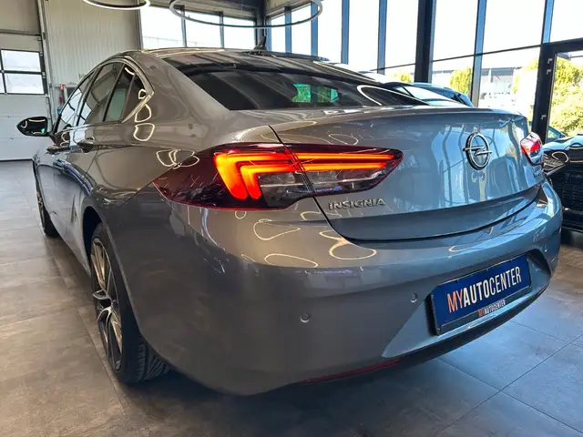 Opel Insignia view 5