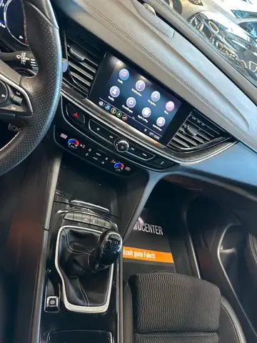 Opel Insignia view 12