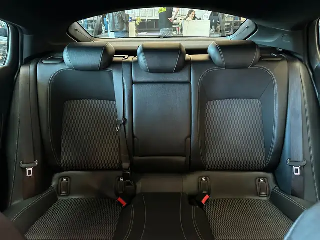 Opel Insignia view 11