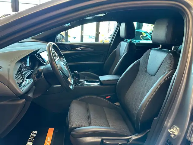 Opel Insignia view 10