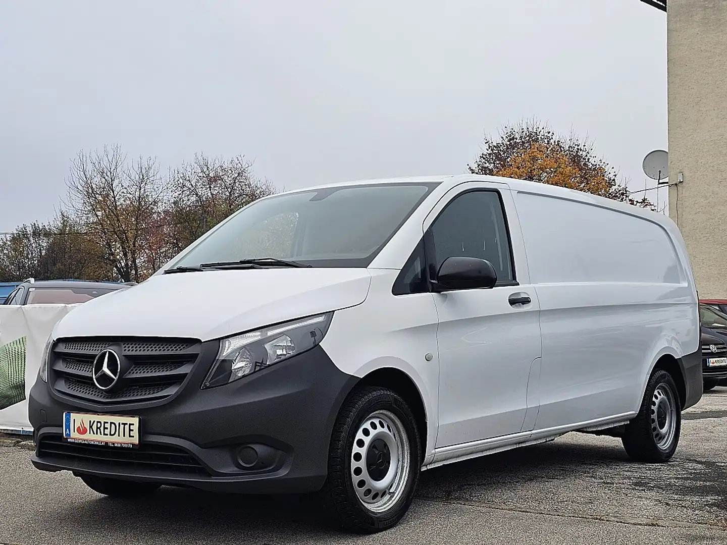 Mercedes-Benz Vito 114 BlueTec 4x4 extralang Automatik 1-Hand... Weiß - 2
