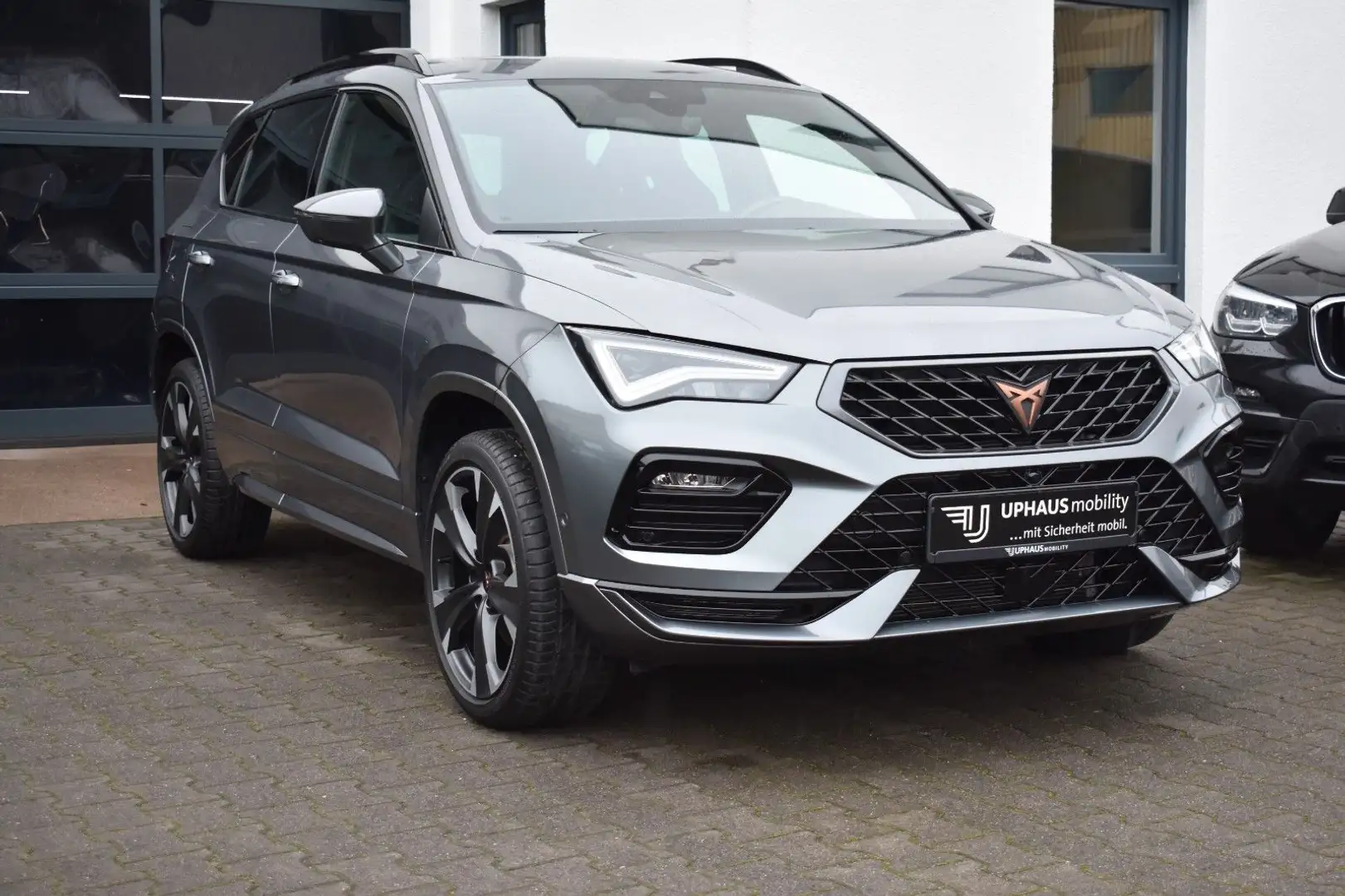 CUPRA Ateca 1.5TSI DSG 150PS LED/Navi/RFK/19" Gris - 2