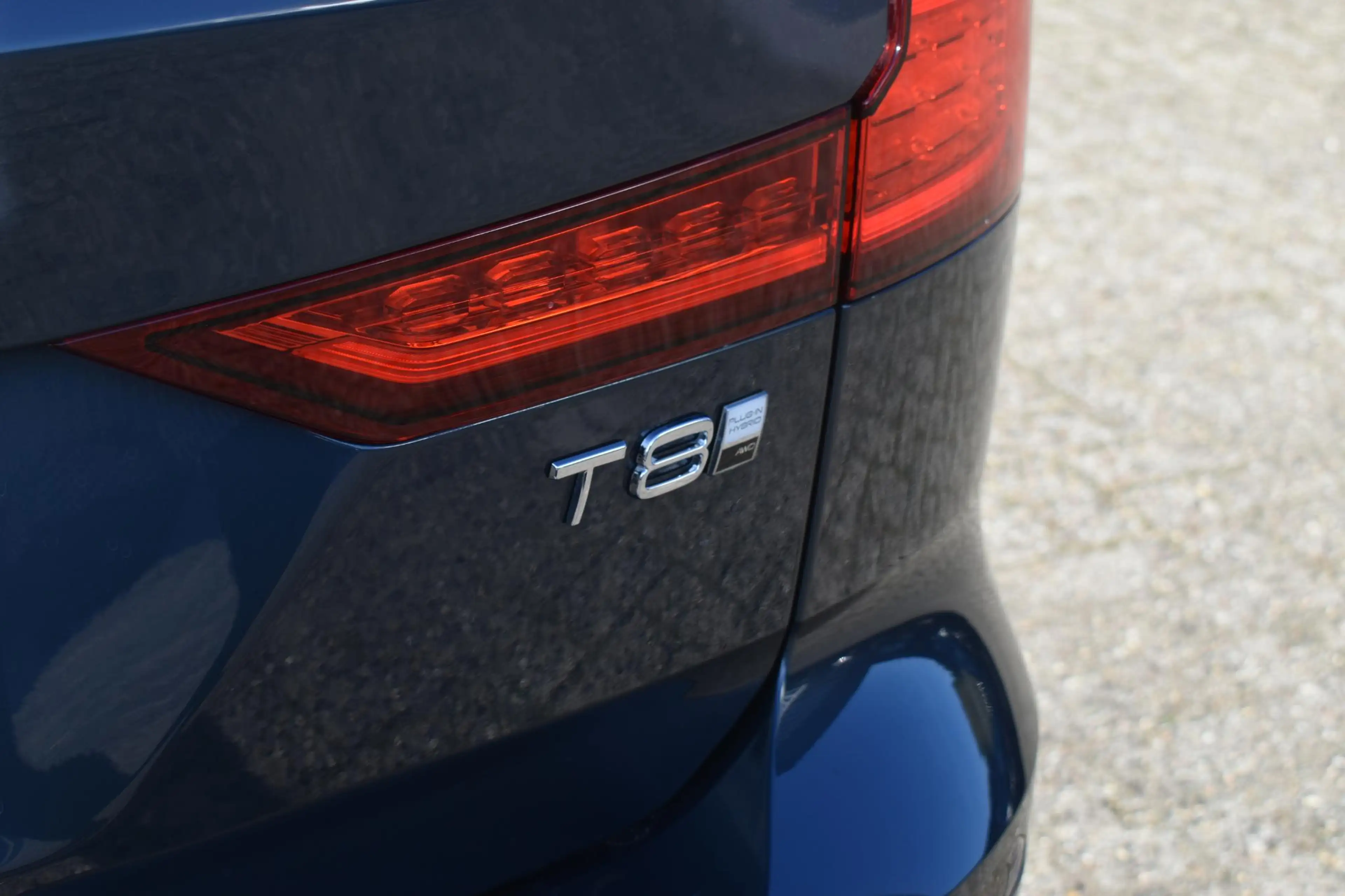 Volvo V60 T8 Plug-in hybrid AWD Plus Dark | Trekhaak | 360 g — photo 7