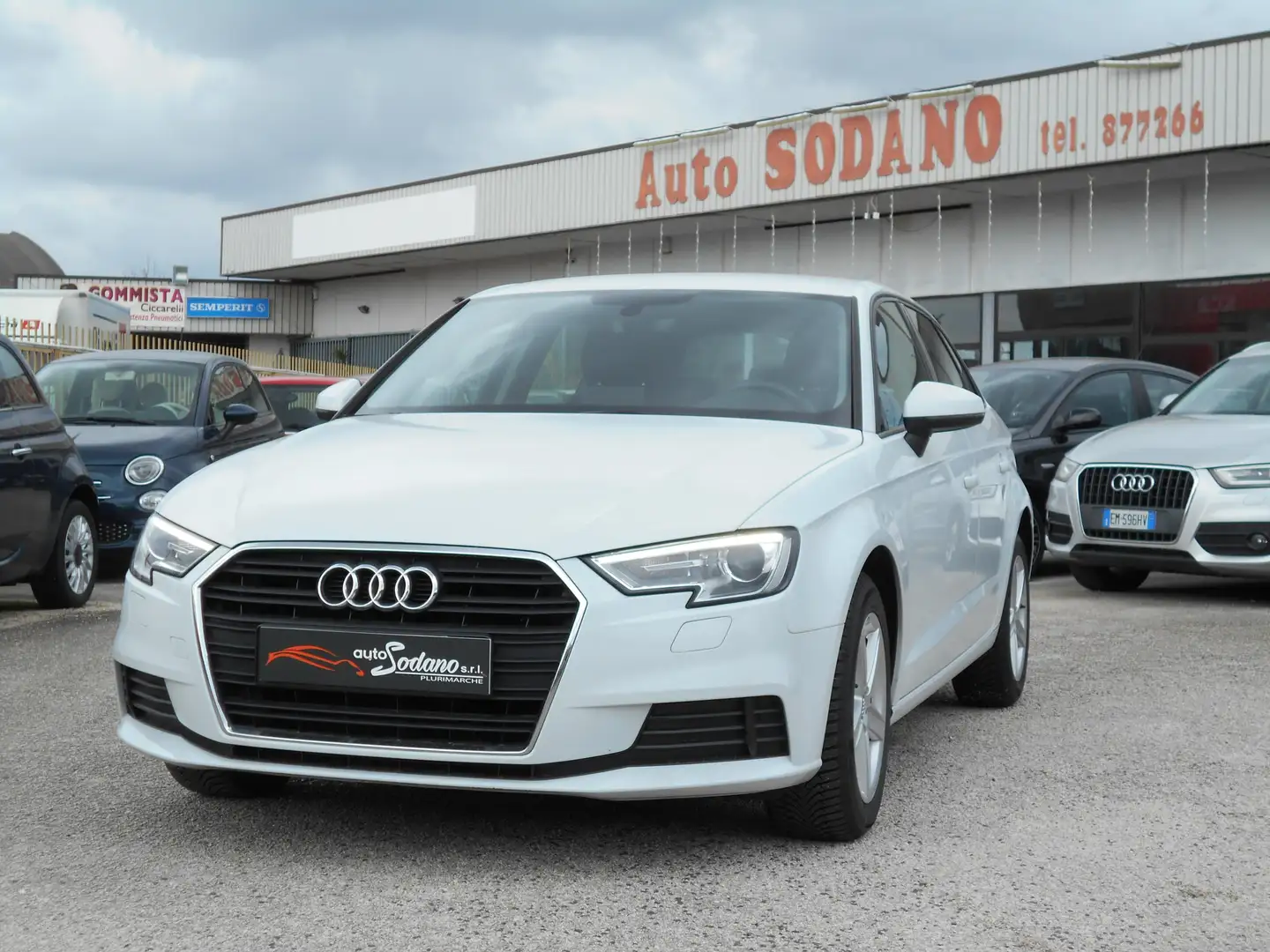 Audi A3 SPB 1.6 TDI 116 CV S tronic Sport Bianco - 1