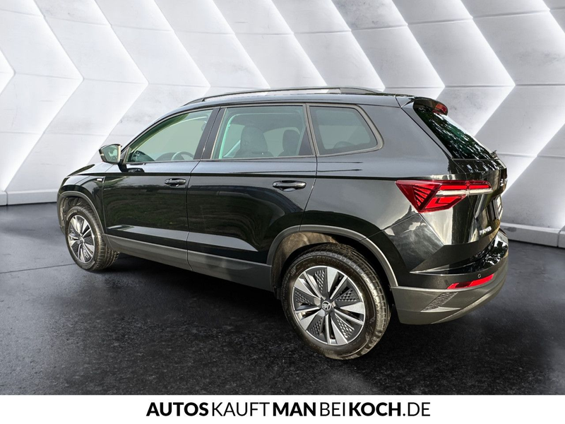 Skoda Karoq Tour 1.5 TSI DSG AHK KESSY NAVI KAMERA LED — photo 3