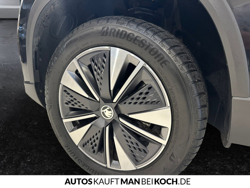 Skoda Karoq Tour 1.5 TSI DSG AHK KESSY NAVI KAMERA LED — photo 15