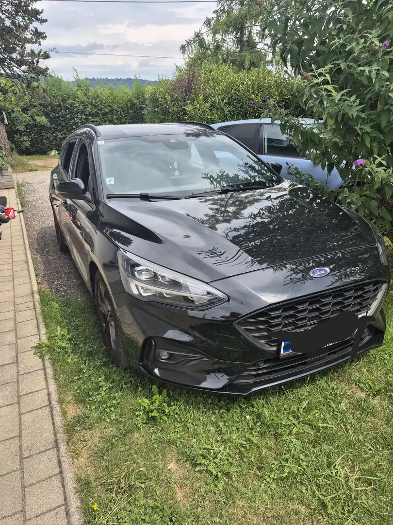 Ford Focus Focus Traveller 1,0 EcoBoost ST-Line Business ST-L Schwarz - 1